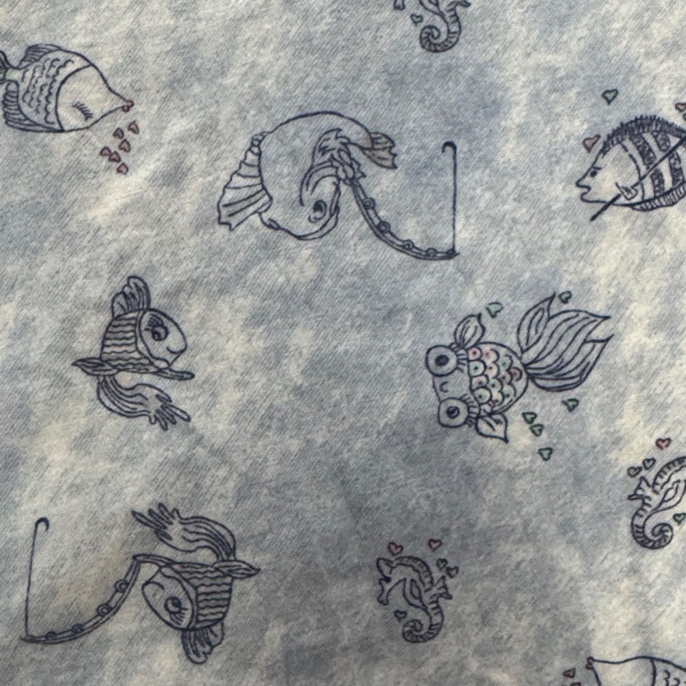 Hollister Light Blue Fish Patterned Tank Top with Twist Back Small - Picture 4 of 7